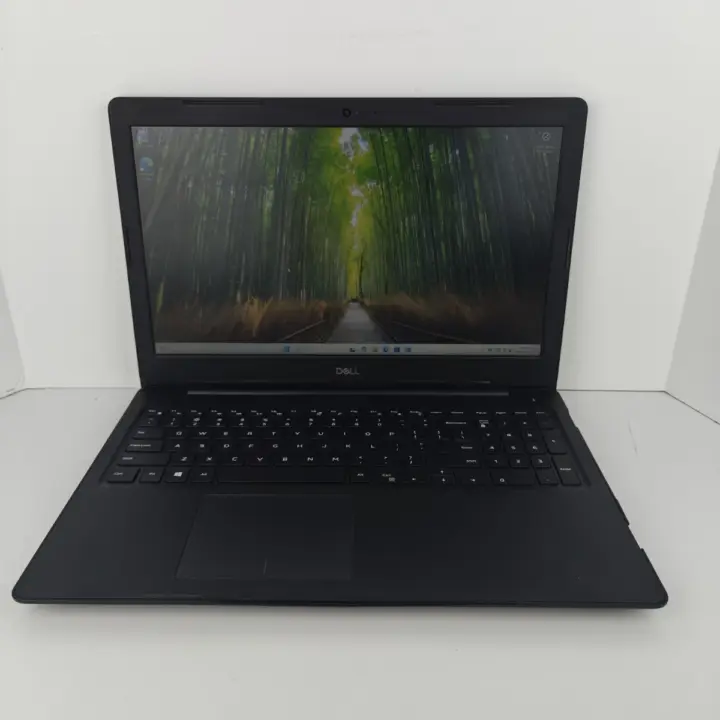 Dell Latitude 3590 - Intel Core i5-8250U / 8GB RAM / 256GB - Clearance Stock
